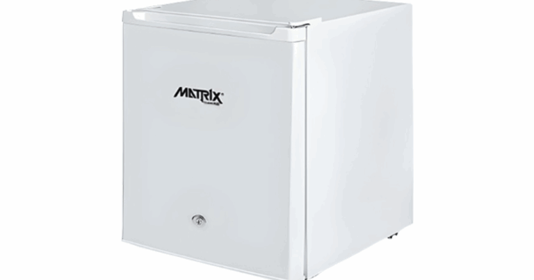 60Hz Refrigerators: Ideal Cooling Solutions for Marine and Cruise Ship Settings